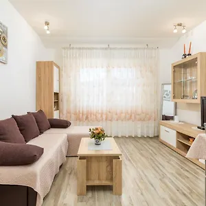 Relax Ive Appartamento Pola
