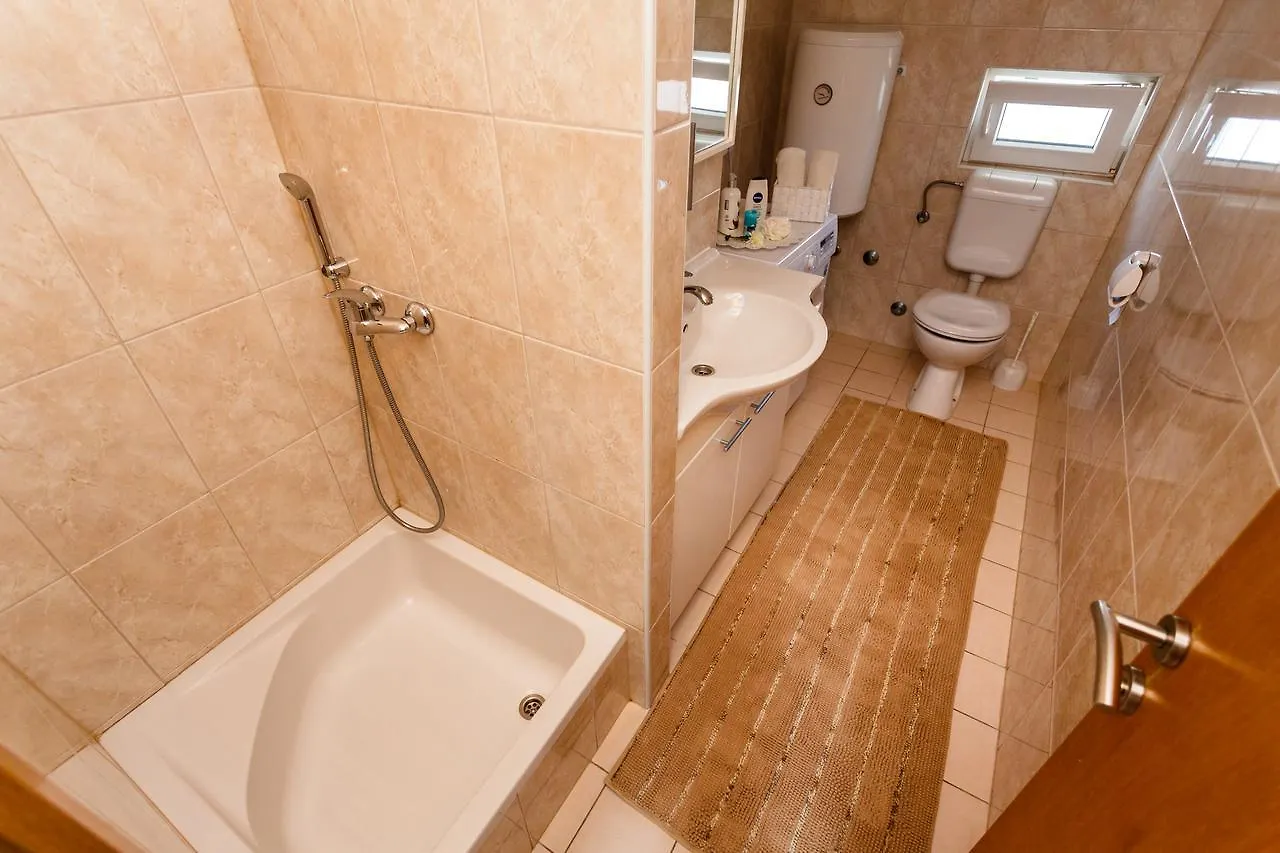 Apartments Jura Krk Town Croazia