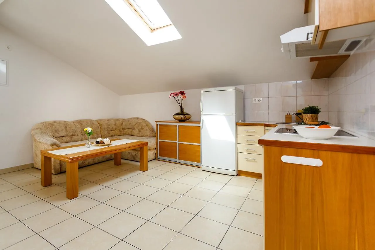 Apartments Jura Krk Town 0*,