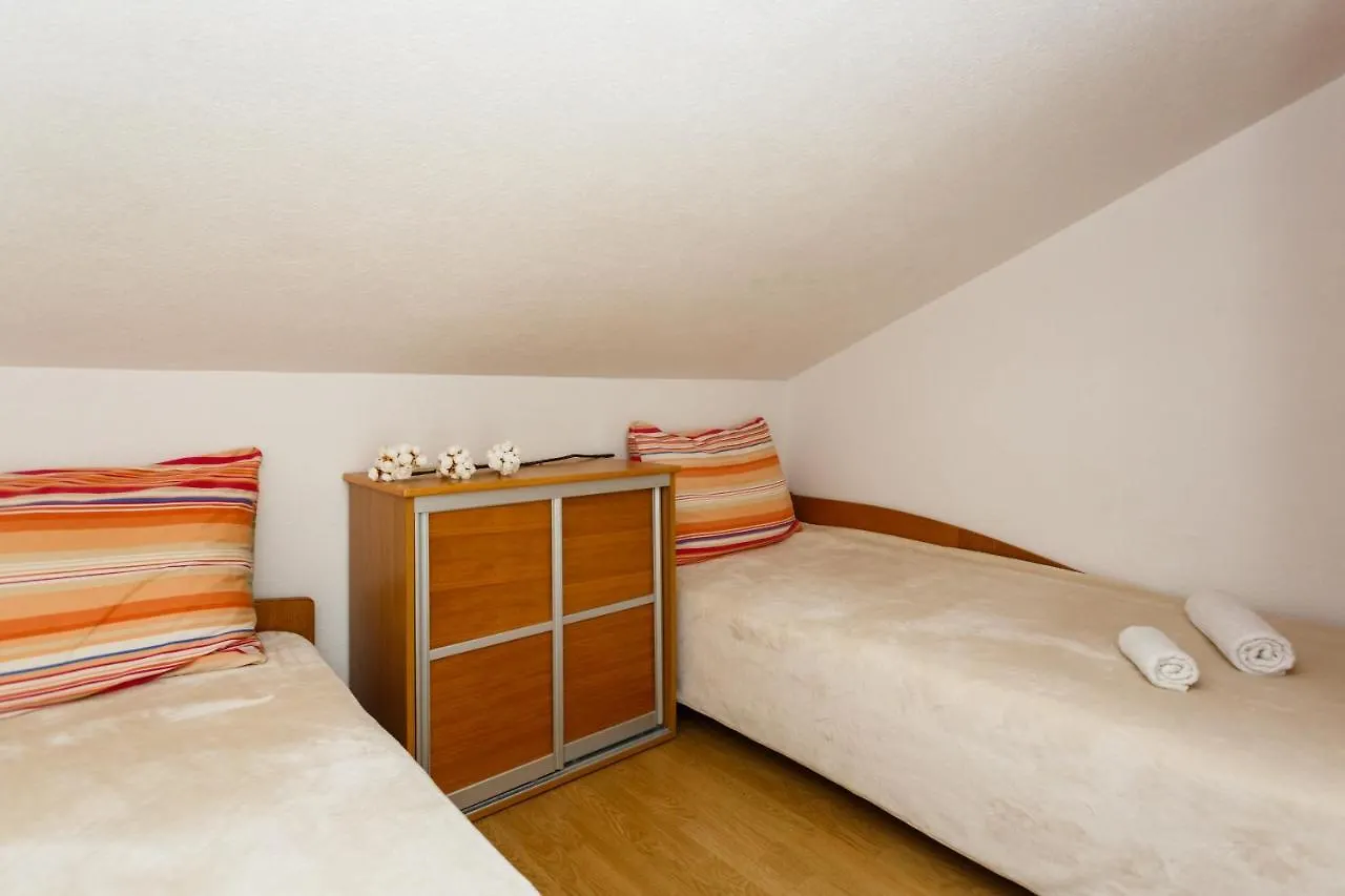Apartments Jura Krk Town Croazia